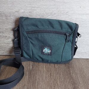 Eagle Creek Black and Green Crossbody Bag